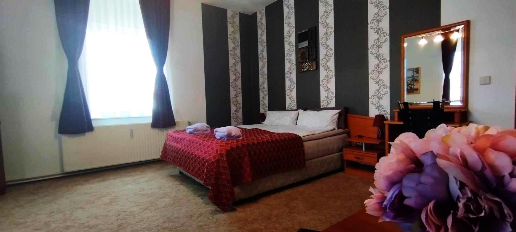 Grosse Wohnung Mit Terrasse Im Altstadtzentrum - Ferienwohnung Chiplakoff Blankenburg  Kültér fotó